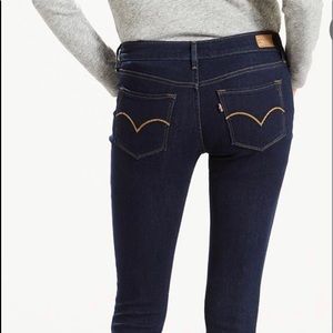 Women’s Levi’s 535 Super Skinny jeans